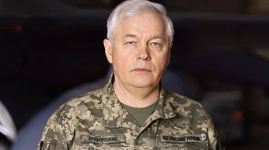 На захист Сирського висловився командувач Повітряних сил: закликав обурених знизити емоції