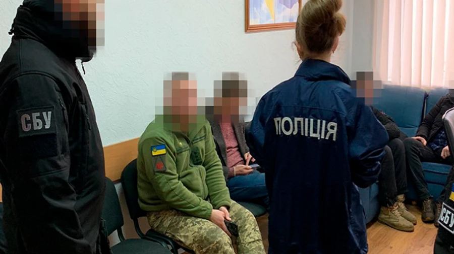 Чиновников Минобороны обвиняют в хищении более 5,4 млн грн на казармах 