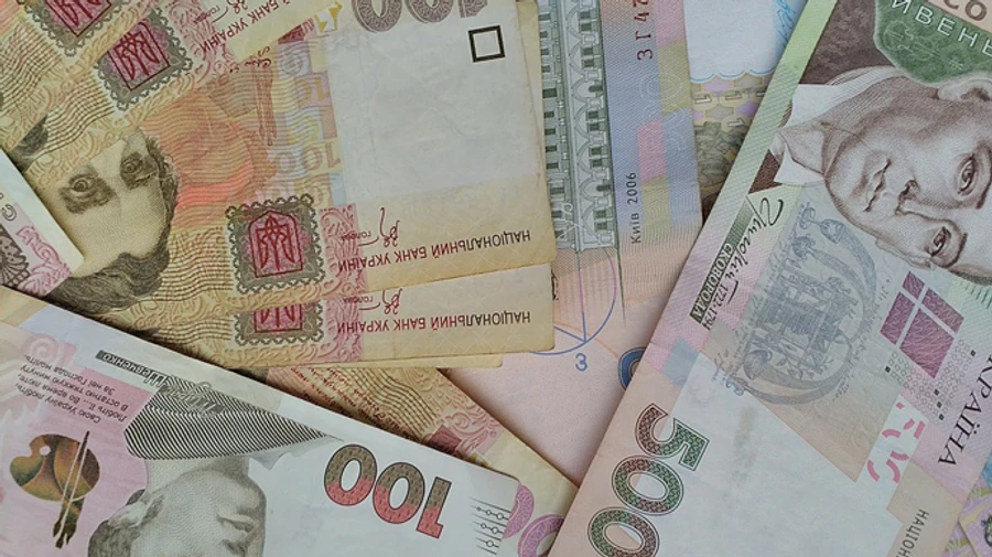 Russian occupiers conduct raids to seize Ukrainian currency in Luhansk Oblast