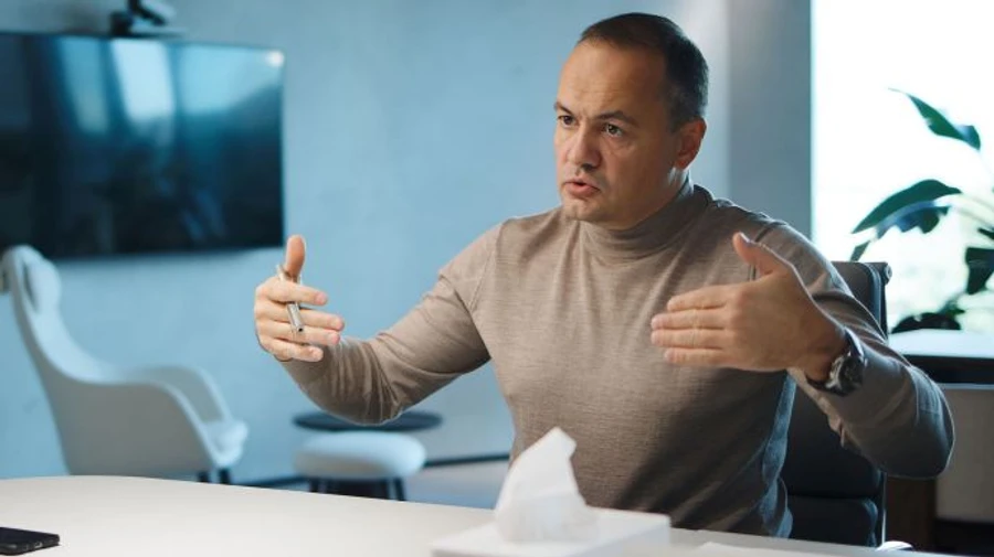 У ДТЕК заявили, що гендиректор не закликав українців їхати за кордон