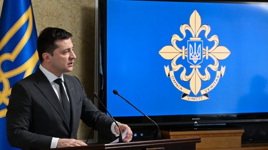 Зеленський закликав розвідку до дій на випередження