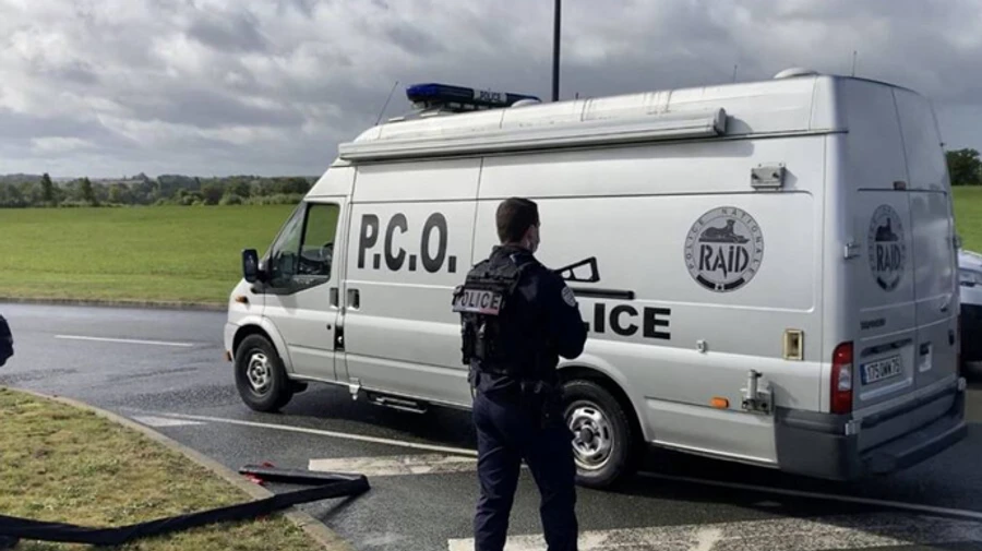 У Франції в'язень захопив у заручники двох охоронців тюрми