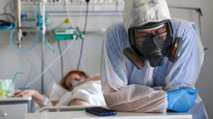 В России третий раз за месяц рекордная смертность от COVID