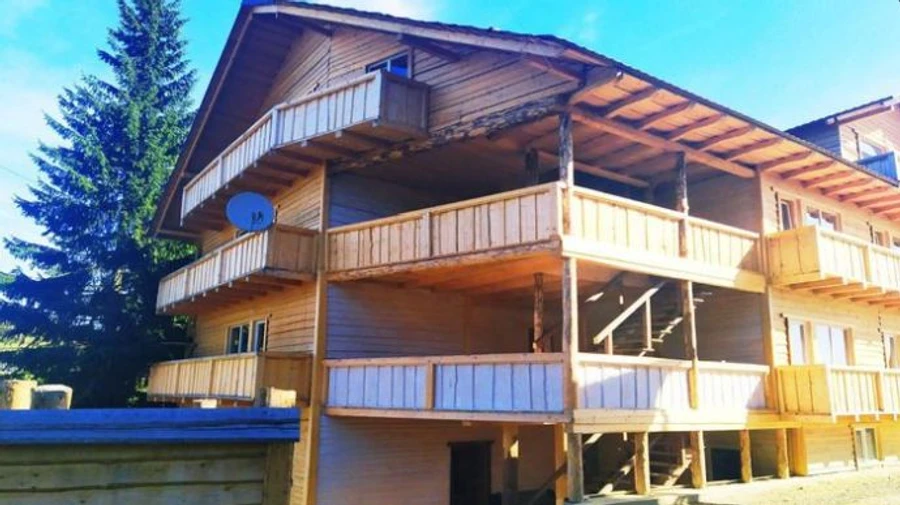 16 детей и взрослого госпитализировали с отравлением из лагеря в Яблунице