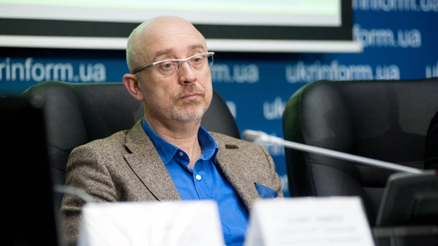 Украина готова развернуть гуманитарные лагеря на границе с Крымом из-за COVID – Резников