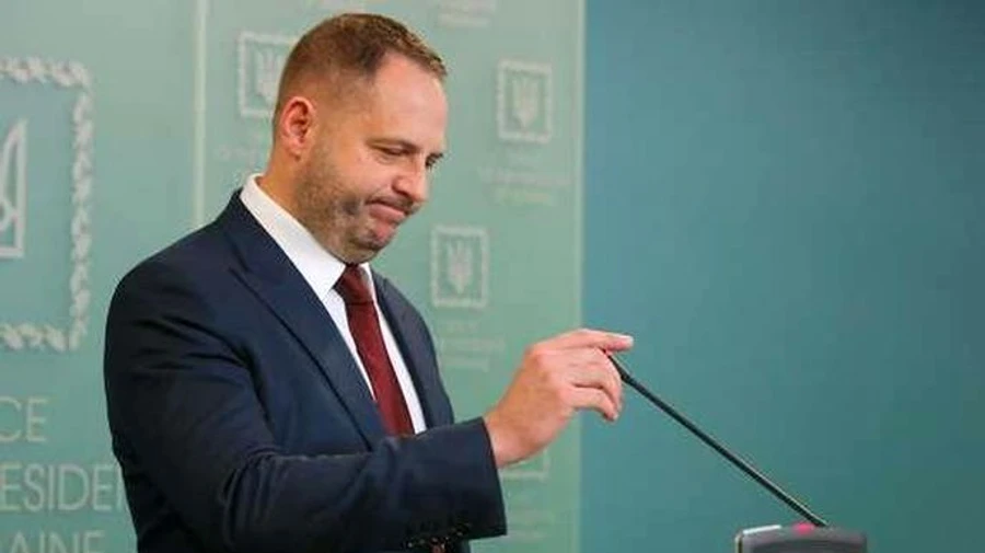 Єрмак хоче переформатувати фракцію Слуга народу