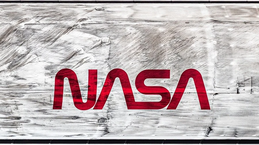 Ракета Falcon 9 повернулась до мису Канаверал