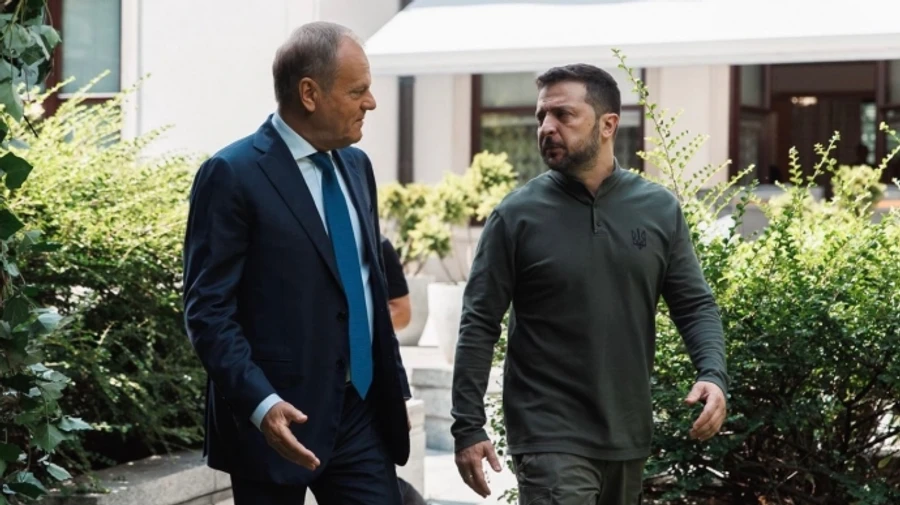 Zelenskyy meets Polish PM in Warsaw, plans to sign security agreement – photo