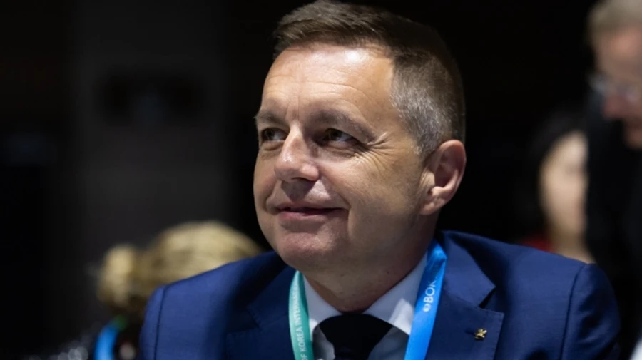 Суд визнав очільника Нацбанку Словаччини Кажиміра винним у хабарництві