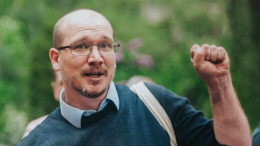 Екоактивіста посадили під нічний домашній арешт через історію з хабарем