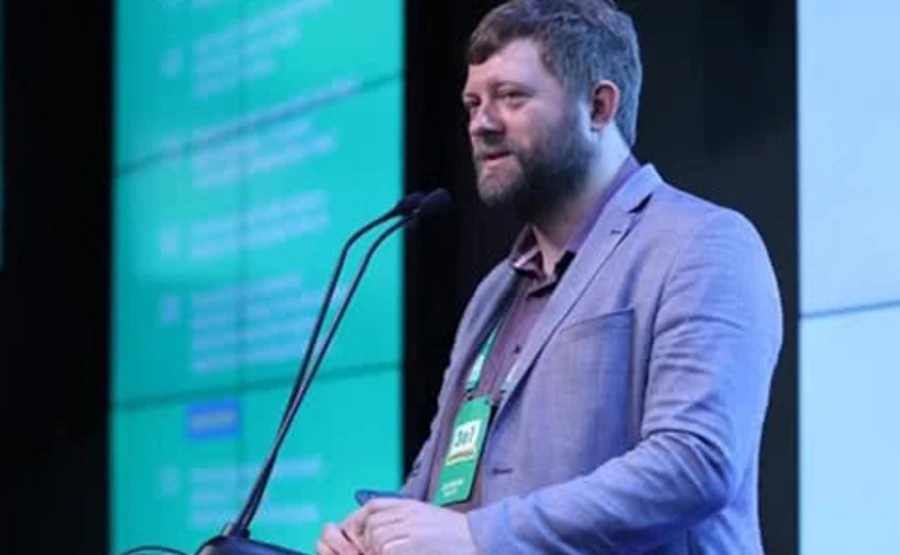 У Слузі народу хочуть позбутися ідеологічних кайданів і перейти до активного центризму