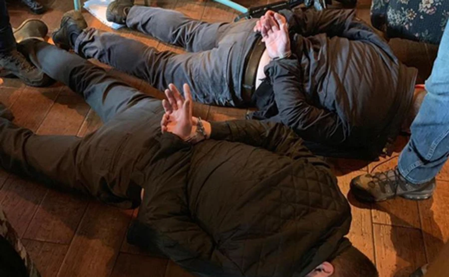 На хабарі попався топ-посадовець відомого банку