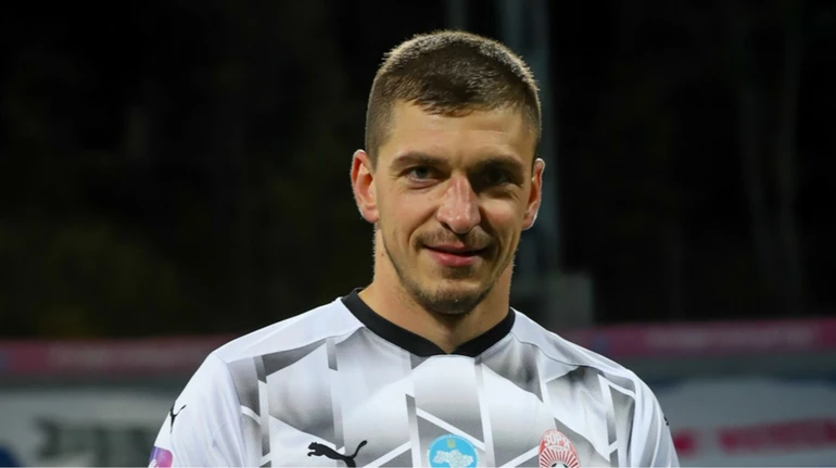 Луганська Зоря продовжила контракт з Будківським