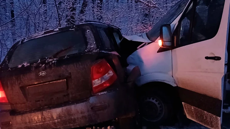 В ДТП на Харьковщине пострадали 18 человек