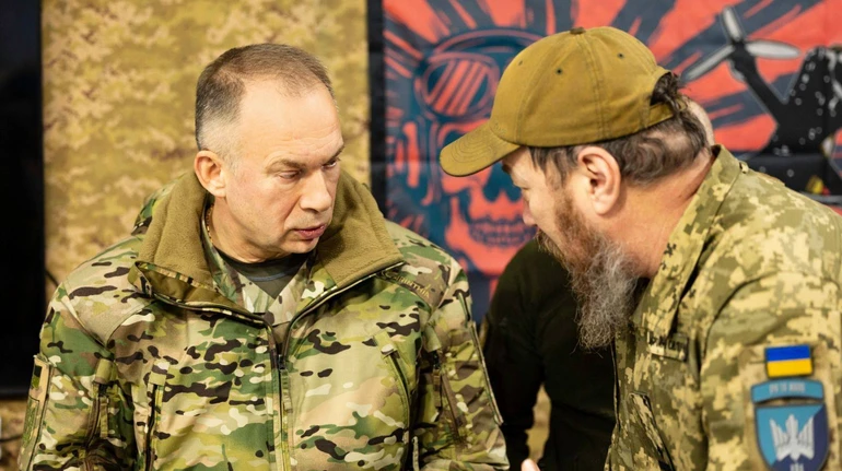 Сырский: РФ стягивает резервы к Покровску и пытается прорвать оборону ВСУ