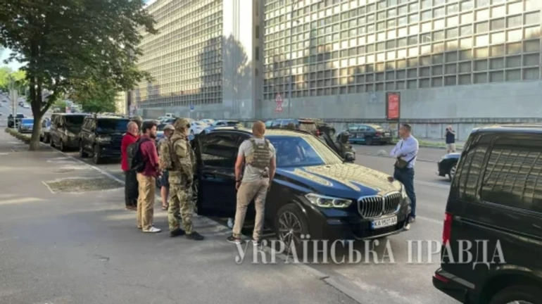 К Кириллу Тимошенко пришли с обысками по делу с сливами из НАБУ