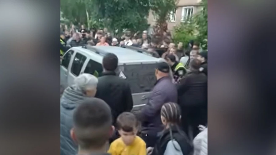 Сырский поручил провести служебное расследование по поводу блокировки автомобиля ТЦК в Каменце-Подольском