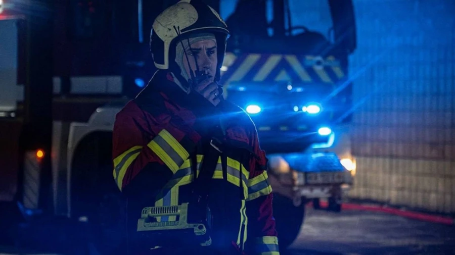 Удар росіян по Київщині: є постраждалі, уламки пошкодили будинки та авто