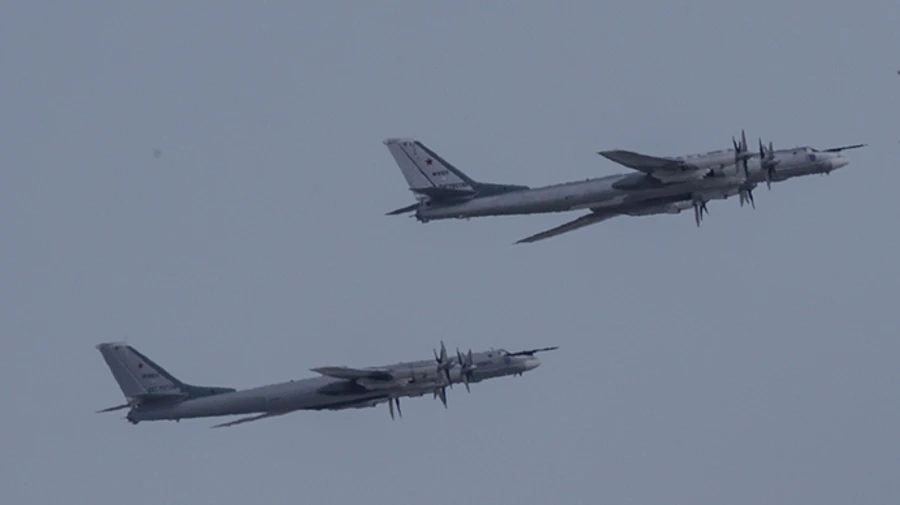 7 Russian bombers recorded in air, missile launches possible – Ukraine's Air Force