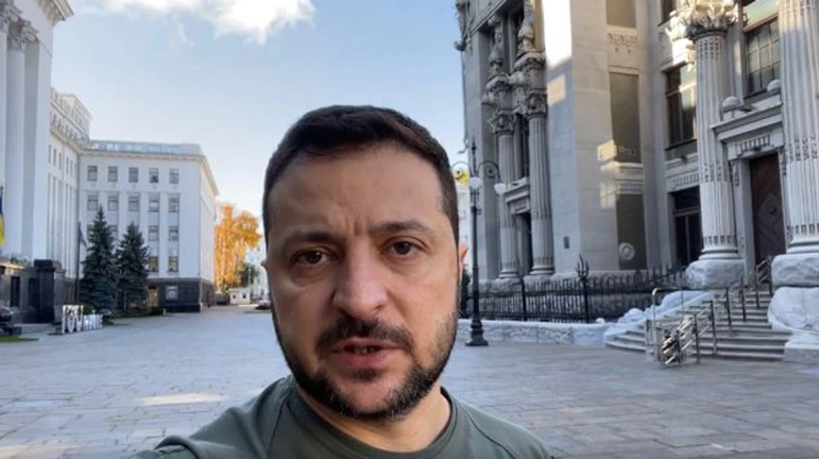 Russia is launching missiles on Kyiv: Zelenskyy addresses Ukrainian people from near President’s Office