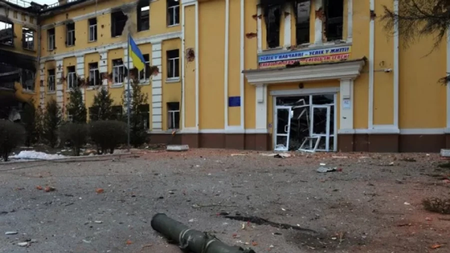 Occupiers keep military equipment in schools where teaching has begun