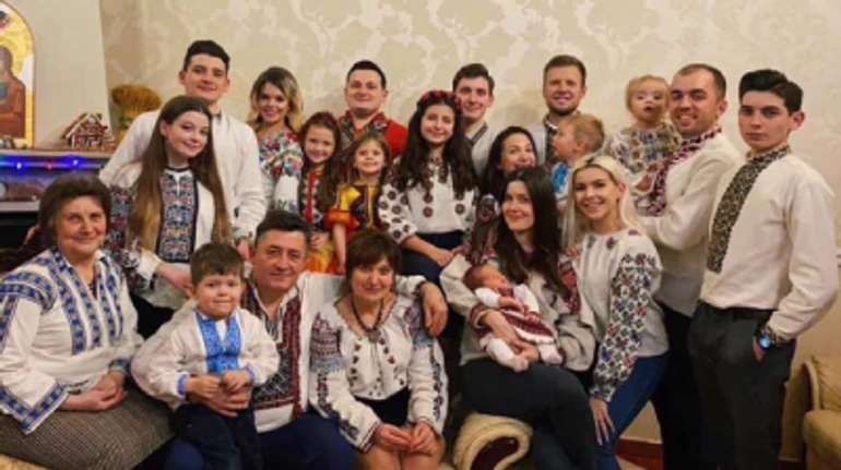 Три історії про кохання − на відстані 11 тисяч кілометрів, на примусових роботах, в пошуках себе справжнього