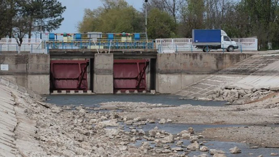 Воды не хватает: людей в аннексированном Крыму заставять продать колодцы