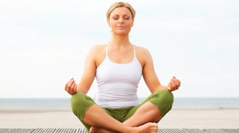 Навчитися медитувати, не відволікаючись на думки: досвід і поради трьох практикуючих