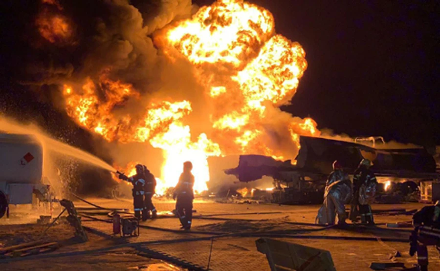 Пожежа у Києві: палали автоцистерни з пальним 