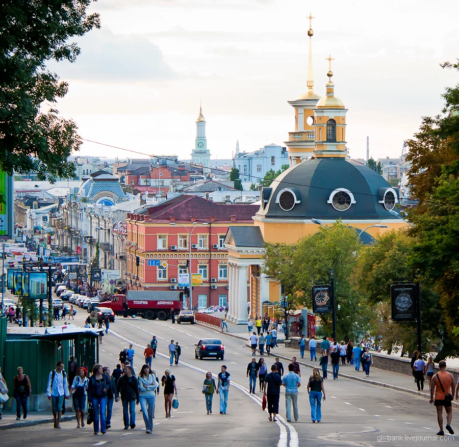 Sahaydachnoho Street in Kyiv Pedestrianized During Certain Hours