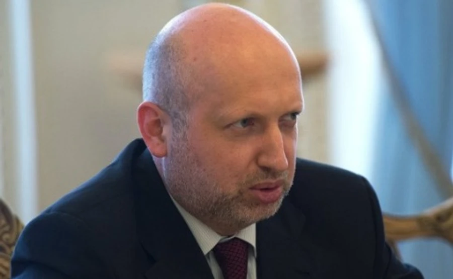 Турчинов: Україна має бути готова до авіаударів Росії