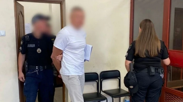 Конвертцентр на 1,5 миллиарда: суд арестовал бывшего топ-налоговика с залогом 119 миллионов