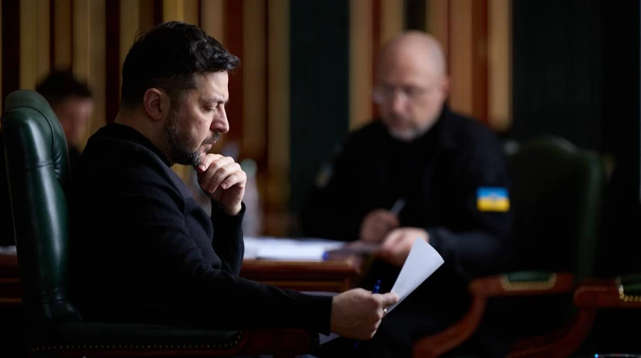 Zelenskyy instructs air defences to prepare for large-scale Russian attack reported by intelligence