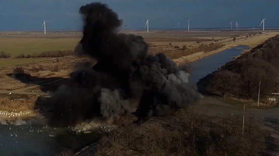 Глава ГУР запевнив українців: вода у Крим просто так не піде