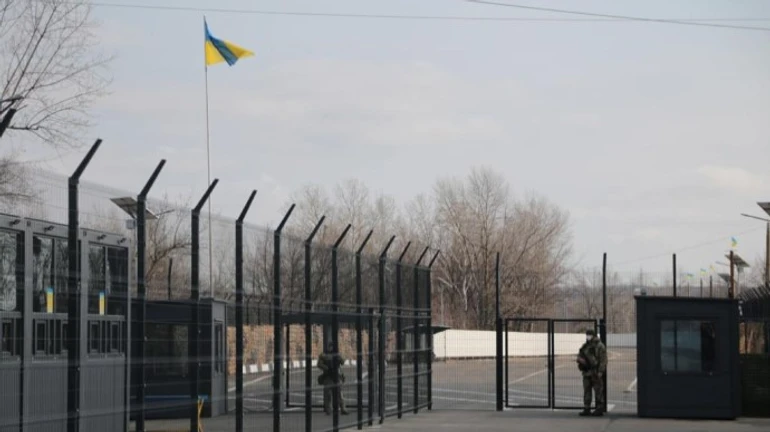 Российские оккупанты полностью заблокировали большинство КПВВ на востоке