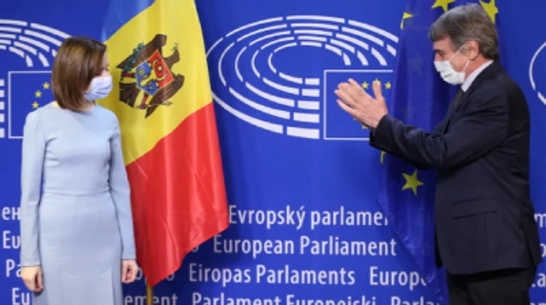 Жовтий тріумф: чи реалізує Молдова свій шанс на європейські зміни