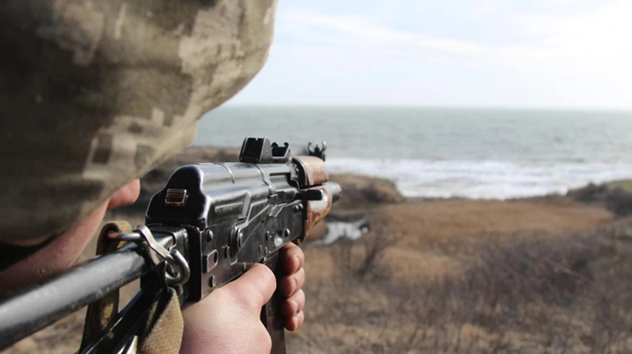 У Маріуполі засудили чоловіка, який встиг повоювати і за бойовиків, і за ЗСУ