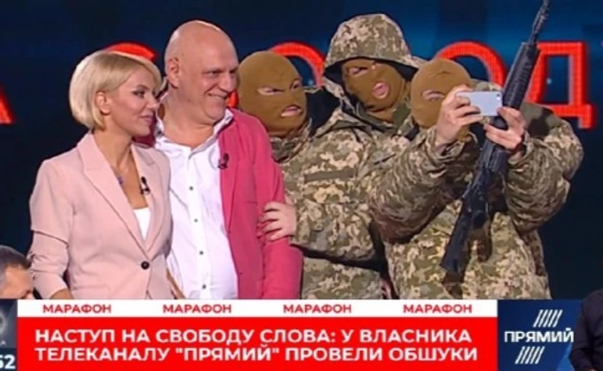 Прямий наживо показав захоплення телеканалу