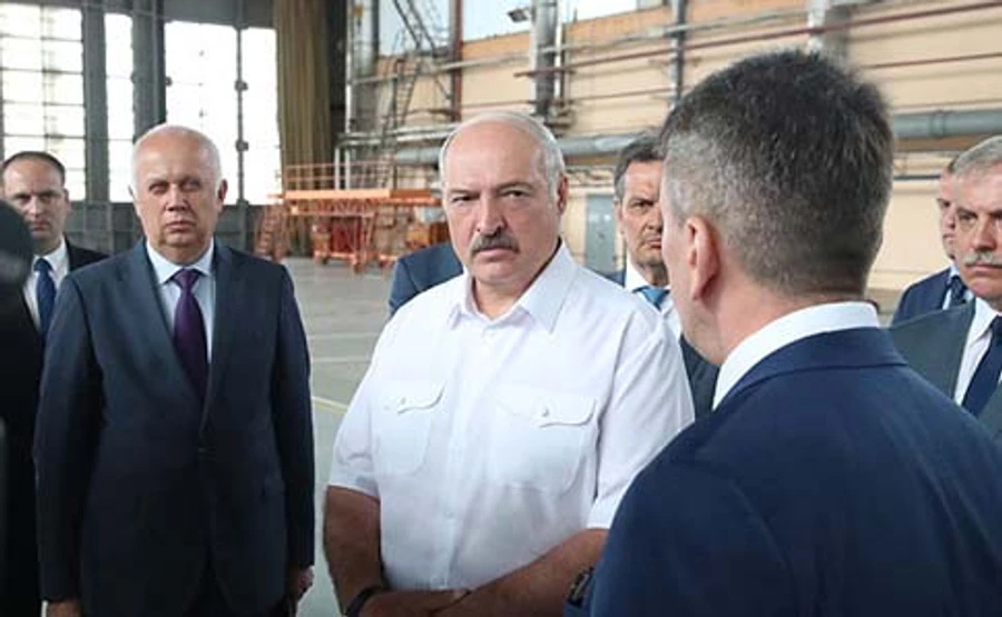 Лукашенко национализировал украинский завод в Беларуси: Теперь он наш