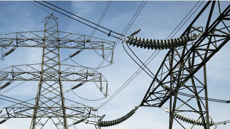 В Україні повертаються відключення світла: поки що для підприємств