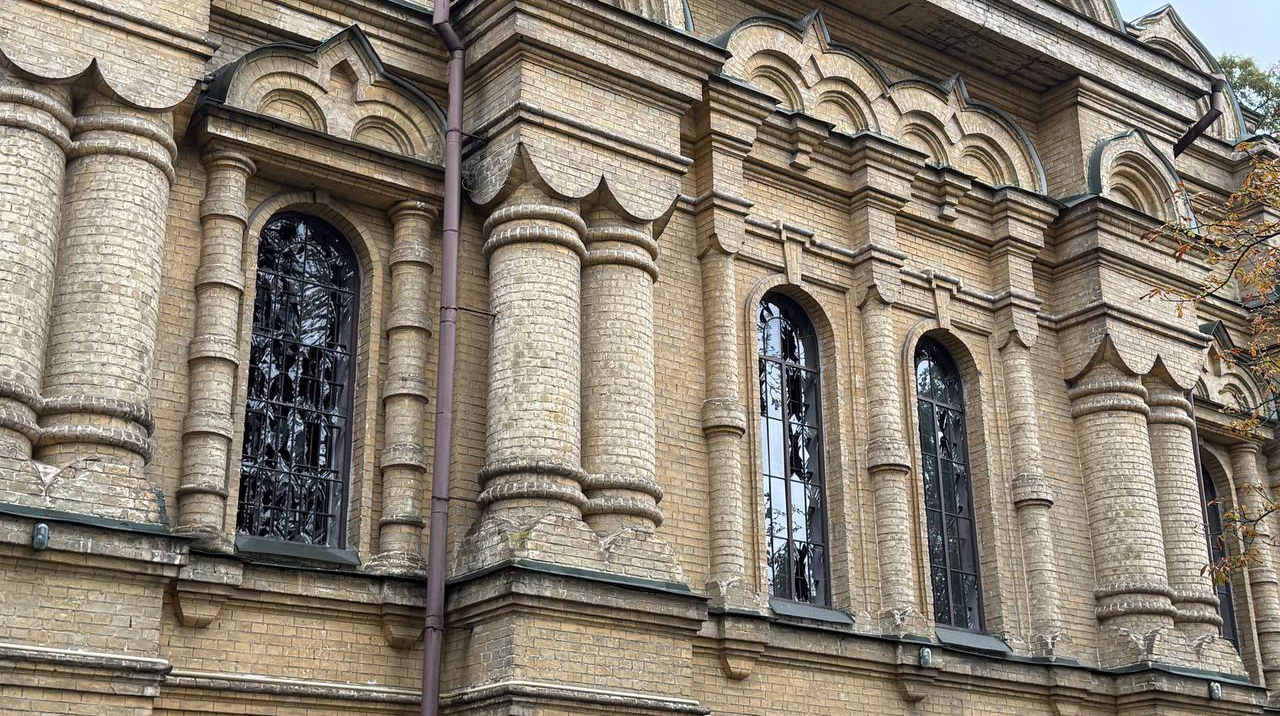 Russians damage 120-year-old church in Kyiv