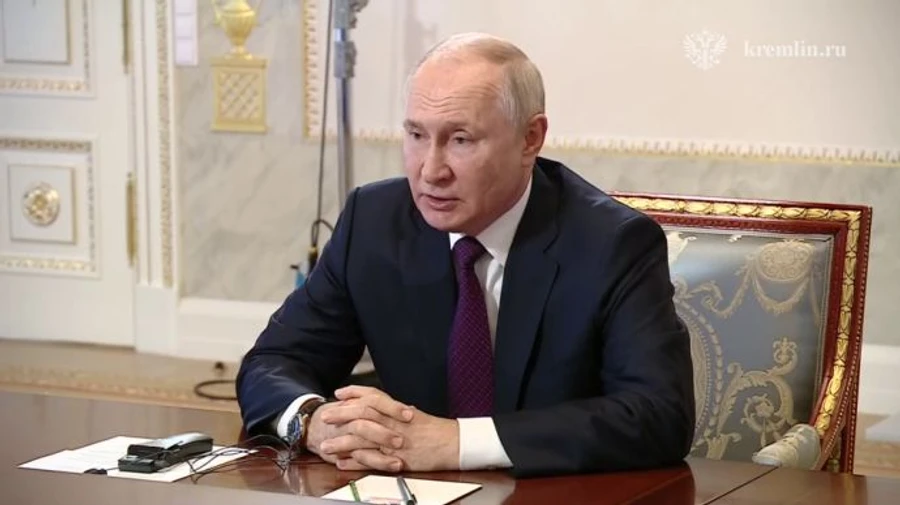 Putin to visit China in October