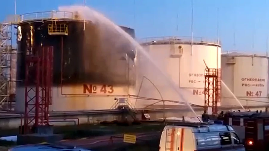 Розвідка Британії: РФ доведеться змінити логістику пального через бавовну у прикордонні