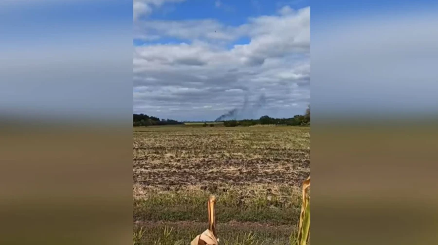 This is Ukrainian sky: Ukrainian paratroopers down Russian Mi-24 attack helicopter