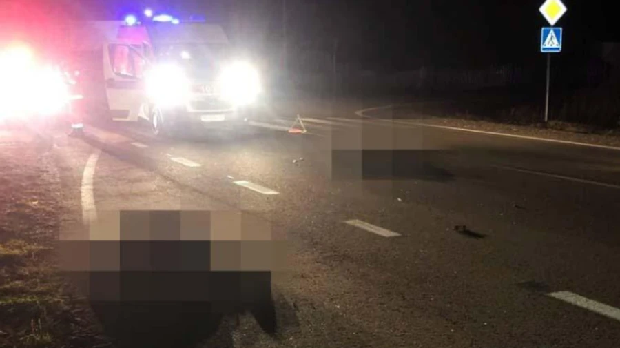 Двох людей збили на смерть на зебрі у Рівненській області