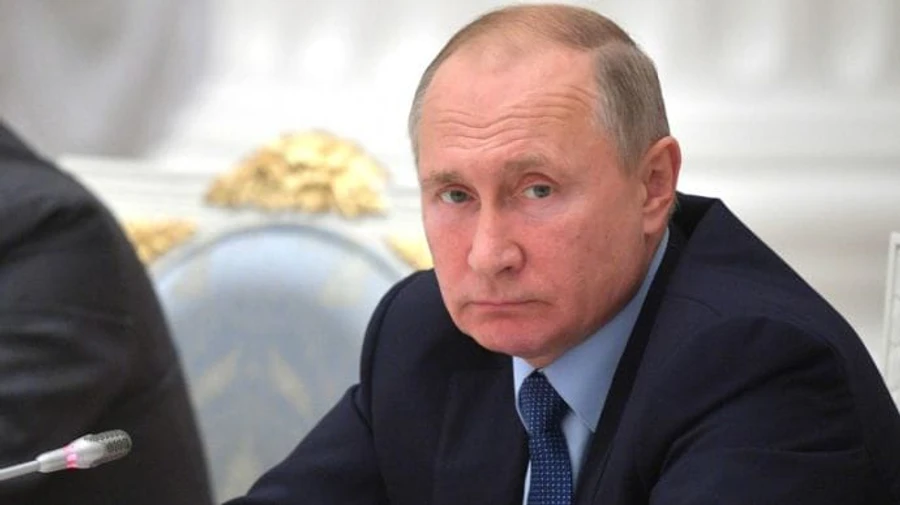 Россияне перестают считать Путина самой выдающейся личностью