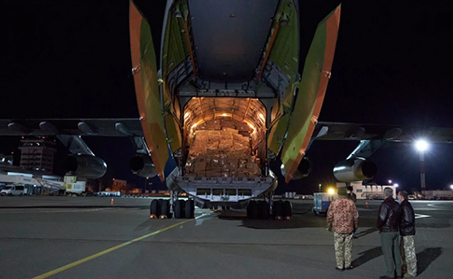 ОП: В Украине уже производят ПЦР-тесты на COVID-19, а из Китая прибудет еще три партії