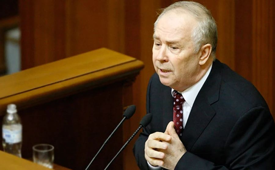 Бывшие чиновники до сих пор пользуются государственными льготами