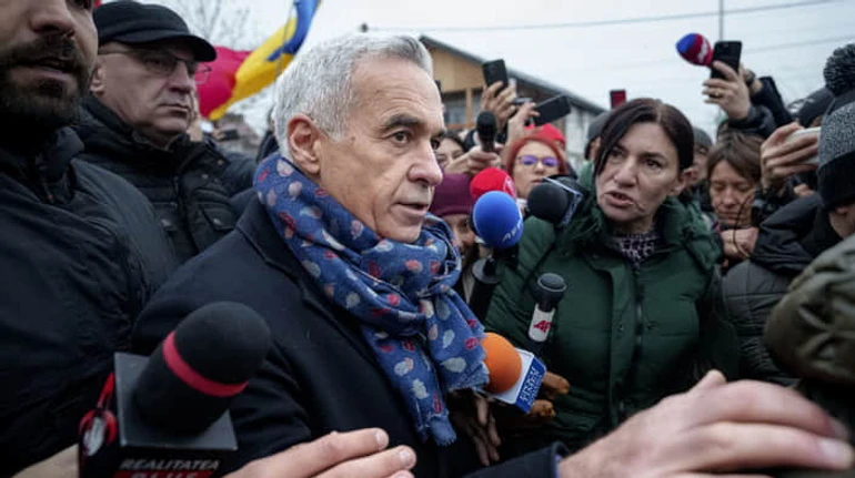 Популист, фанат нацистов и украинофоб: почему румыны готовы избрать Джорджеску президентом