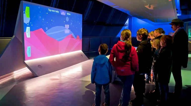 Всесвіт, роботи, VR і не тільки: 10 музеїв науки в Україні, які варто відвідати